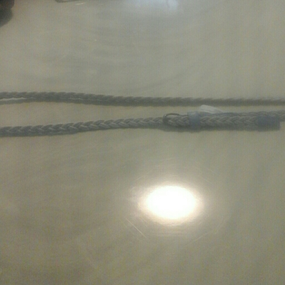 White and blue belt size 14